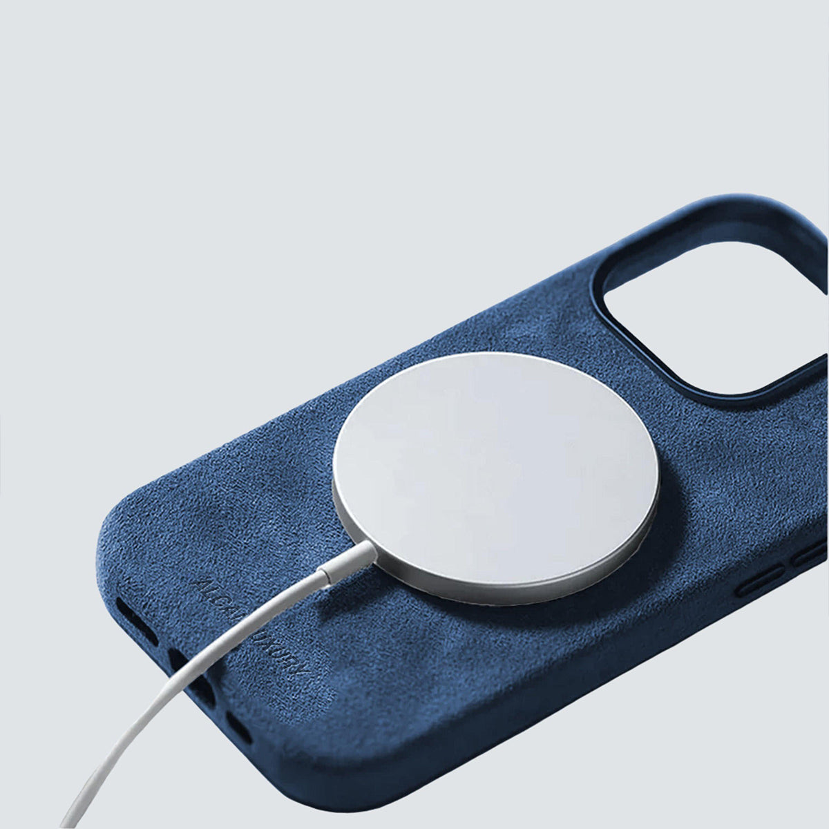 iPhone 13 Pro - Alcantara-Hülle - Ozeanblau